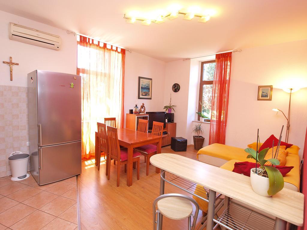 Apartments Fazanka 849 Фажана Екстер'єр фото